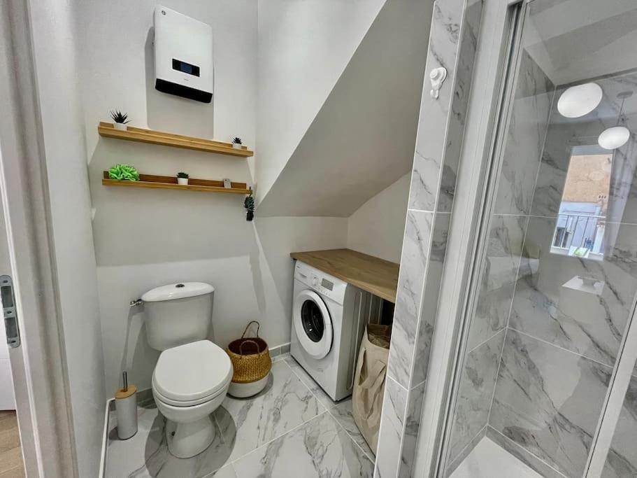 Studio Entierement Renove, Situe Au Coeur Du Quartier Haut Sète Buitenkant foto