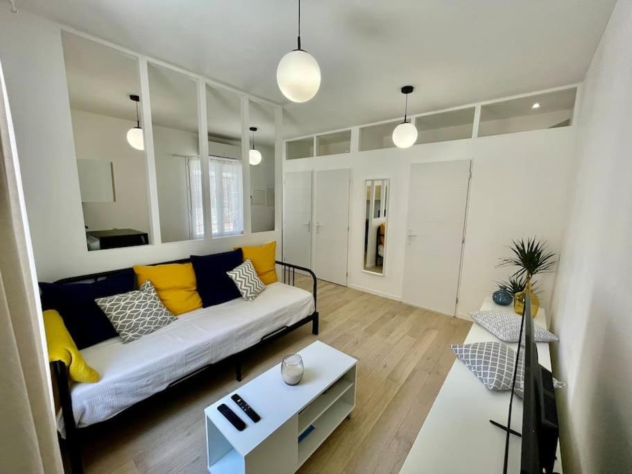 Studio Entierement Renove, Situe Au Coeur Du Quartier Haut Sète Buitenkant foto
