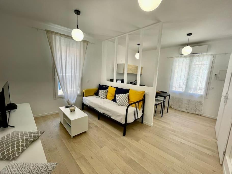 Studio Entierement Renove, Situe Au Coeur Du Quartier Haut Sète Buitenkant foto
