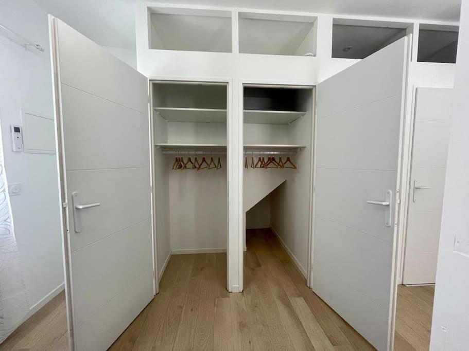 Studio Entierement Renove, Situe Au Coeur Du Quartier Haut Sète Buitenkant foto